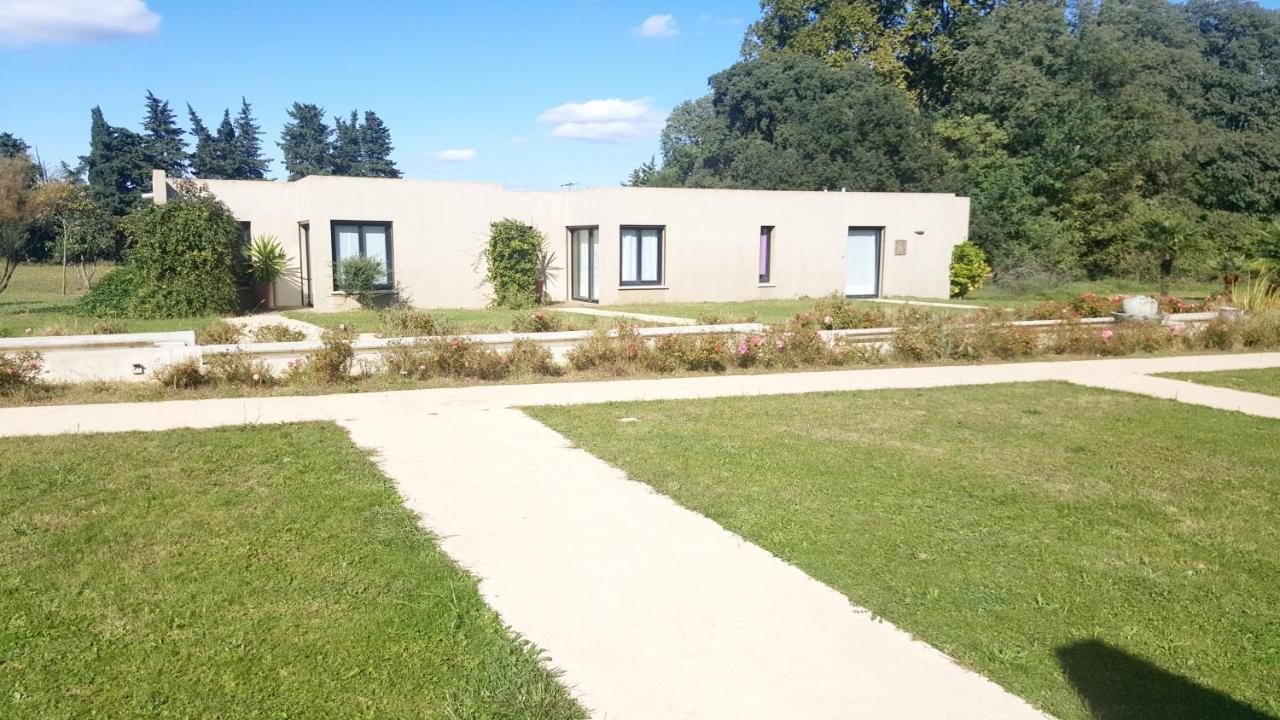 Les Madones Apartment Nimes Exterior photo