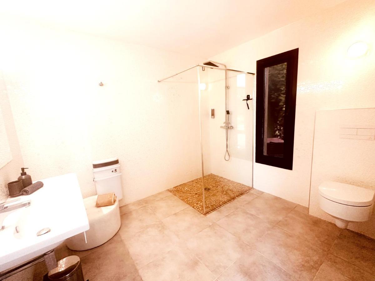 Les Madones Apartment Nimes Exterior photo