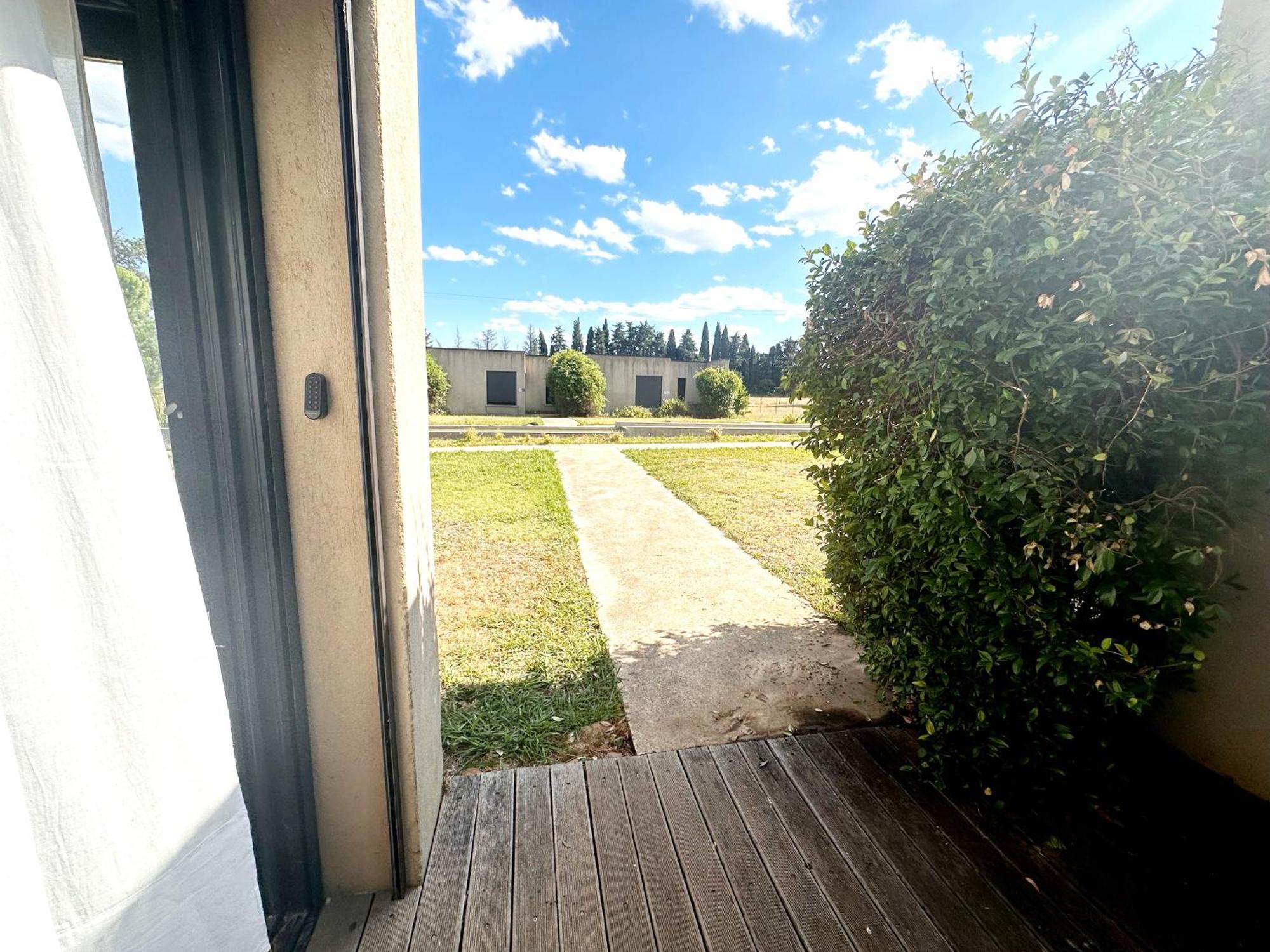 Les Madones Apartment Nimes Exterior photo
